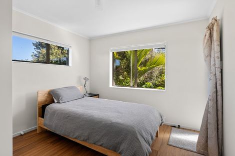 Photo of property in 1 Moana Terrace, Snells Beach, 0920