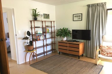 Photo of property in 15b Hayley Grove, Papamoa Beach, Papamoa, 3118