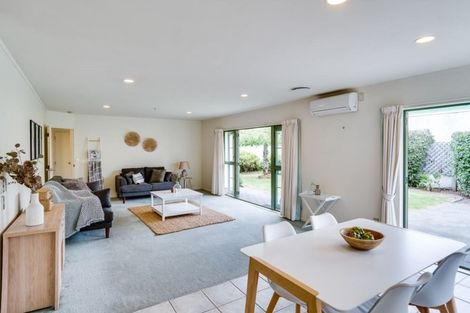 Photo of property in 8a Surrey Street, Taradale, Napier, 4112
