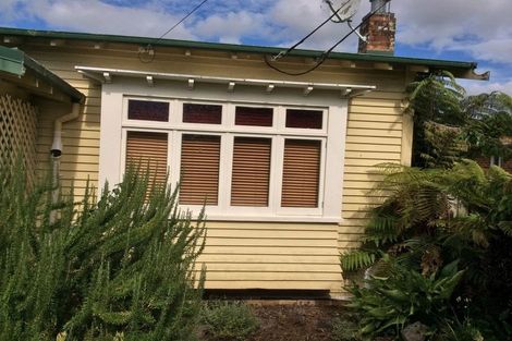 Photo of property in 20 Earlsworth Road, Mangere East, Auckland, 2024