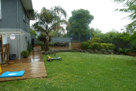 Photo of property in 1/65 Salamanca Road, Sunnynook, Auckland, 0620