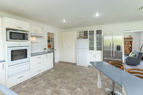 Photo of property in 9 Oak View Place, Greytown, 5712