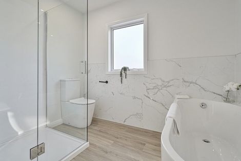 Photo of property in 9b Church Road, Taradale, Napier, 4112