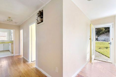 Photo of property in 172 Wellington Road, Wainuiomata, Lower Hutt, 5014