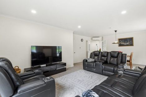Photo of property in 13 Phoebe Meikle Place, Torbay, Auckland, 0630