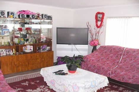 Photo of property in 38e Crossandra Drive, Mangere, Auckland, 2022