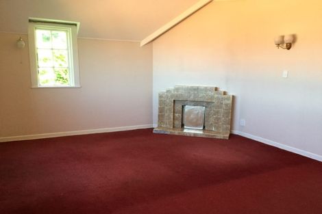 Photo of property in 1 Glasgow Street, Kelburn, Wellington, 6012