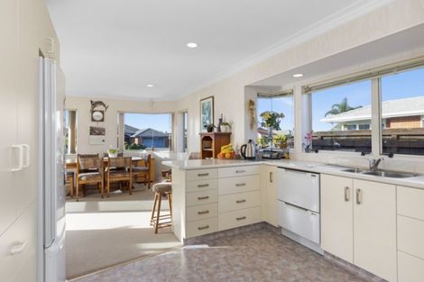 Photo of property in 180 Grenada Street, Mount Maunganui, 3116