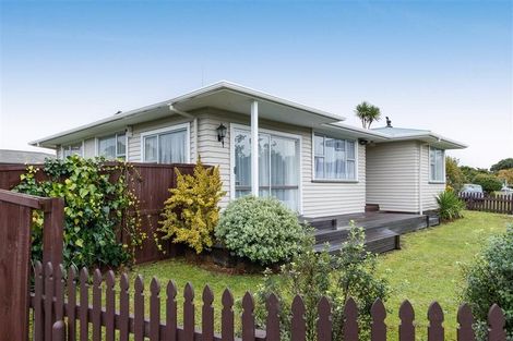 Photo of property in 10 Cavendish Crescent, Awapuni, Palmerston North, 4412