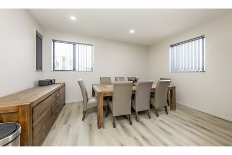 Photo of property in 22 Dignity Street, Papakura, 2110