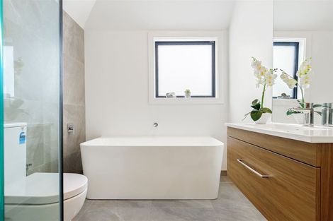 Photo of property in 2/51 Watford Street, Strowan, Christchurch, 8052