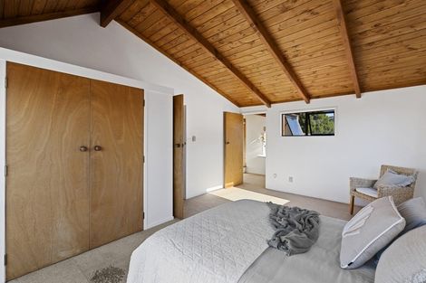 Photo of property in 2 Seaview Road, Paihia, 0200