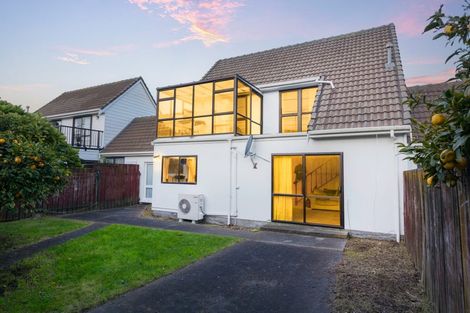 Photo of property in 6/49 Mana Esplanade, Paremata, Porirua, 5026