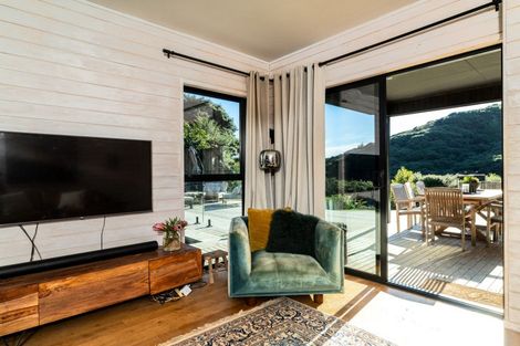 Photo of property in 380 Whaanga Road, Raglan, 3297