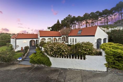 Photo of property in 108 Kowhai Road, Campbells Bay, Auckland, 0630