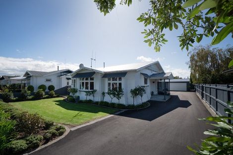 Photo of property in 21 Burns Avenue, Takaro, Palmerston North, 4412