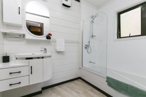 Photo of property in 49 Nalanda Crescent, Broadmeadows, Wellington, 6035