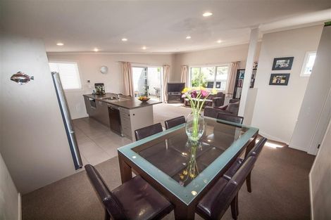 Photo of property in 40a Erlestoke Crescent, Churton Park, Wellington, 6037