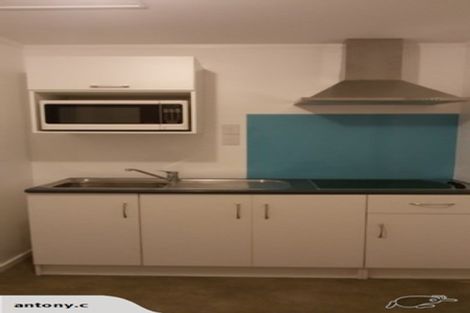 Photo of property in 15 Parsons Glen, Karori, Wellington, 6012