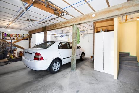 Photo of property in 18 Shaldon Crescent, Blagdon, New Plymouth, 4310