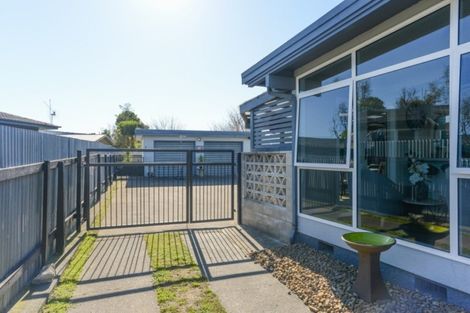 Photo of property in 8 Bristol Street, Tamatea, Napier, 4112