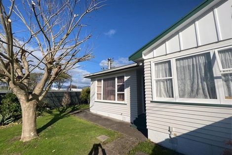 Photo of property in 1 Trafalgar Street, Levin, 5510