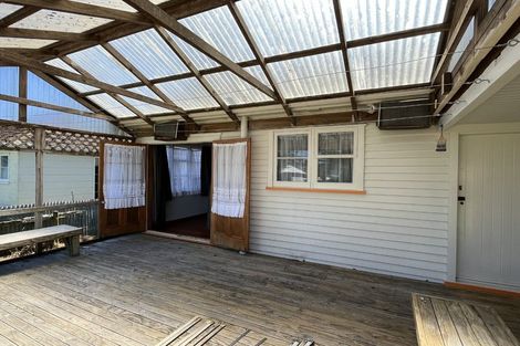 Photo of property in 210 Coronation Avenue, Welbourn, New Plymouth, 4310