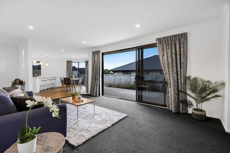 Photo of property in 72 Dillon Drive, Bell Block, New Plymouth, 4312