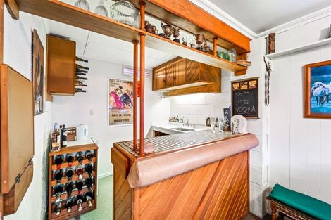 Photo of property in 5 Chevron Place, Castor Bay, Auckland, 0620