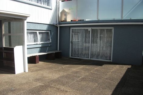 Photo of property in 116 Gossamer Drive, Pakuranga Heights, Auckland, 2010