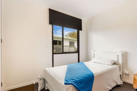 Photo of property in 3 Maywood Crescent, Glen Eden, Auckland, 0602