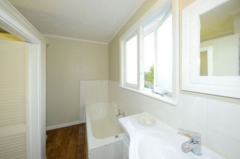 Photo of property in 15 Hanrahan Street, Upper Riccarton, Christchurch, 8041