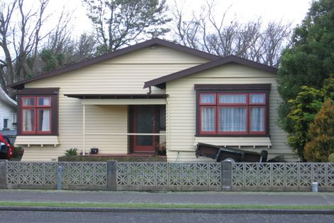 Photo of property in 15 Marne Street, Hokowhitu, Palmerston North, 4410