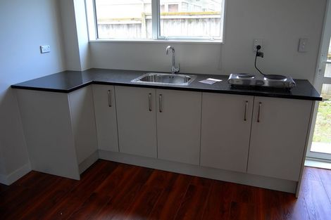 Photo of property in 9 Waterview Road, Favona, Auckland, 2024