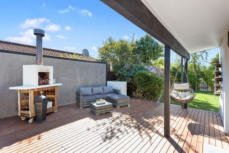 Photo of property in 7 Wakelin Place, Redwood, Christchurch, 8051