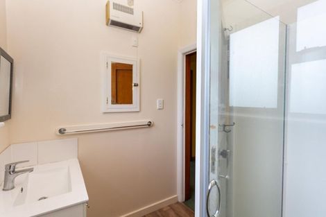 Photo of property in 4 Kea Street, Riccarton, Christchurch, 8041