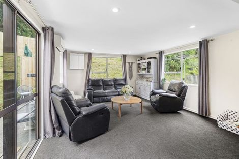 Photo of property in 14 Greer Crescent, Tawa, Wellington, 5028