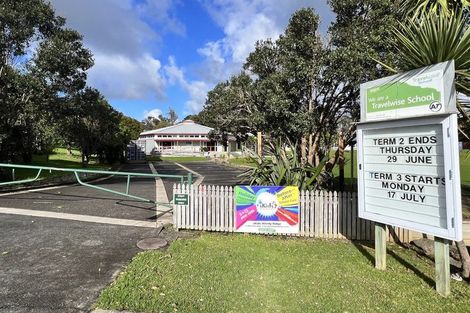 Photo of property in 4a Windy Ridge Road, Glenfield, Auckland, 0629