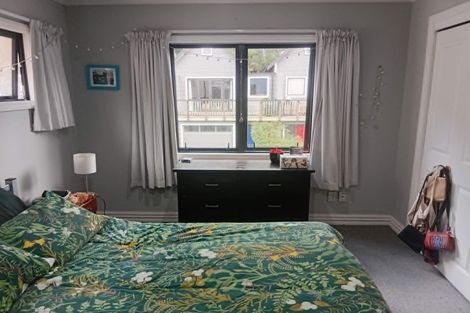 Photo of property in 166a Aro Street, Aro Valley, Wellington, 6021