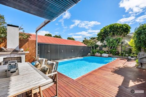 Photo of property in 113 Cuba Street, Petone, Lower Hutt, 5012