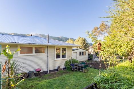 Photo of property in 5 Leinster Avenue, Raumati South, Paraparaumu, 5032