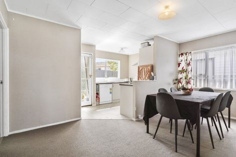 Photo of property in 52 Keegan Drive, Massey, Auckland, 0614