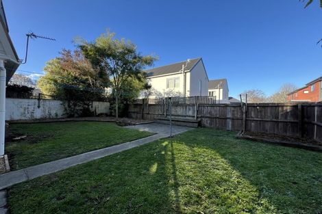 Photo of property in 1/32a Peer Street, Upper Riccarton, Christchurch, 8041