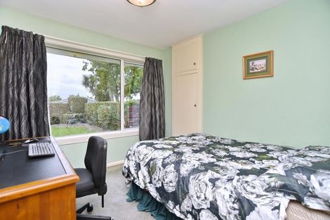 Photo of property in 8 Douglas Street, Rangiora, 7400