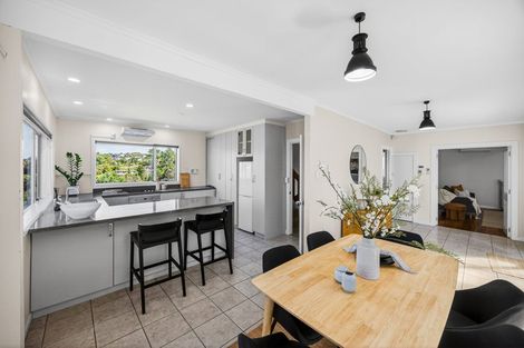 Photo of property in 20 Peter Terrace, Castor Bay, Auckland, 0620