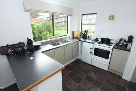 Photo of property in 3 Sunshine Rise, Raglan, 3225