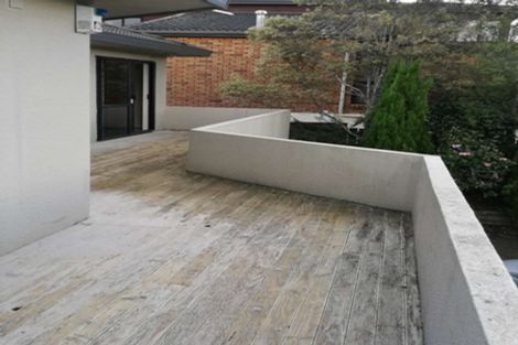 Photo of property in 1/123 Wiseley Road, West Harbour, Auckland, 0618