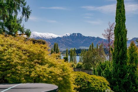Photo of property in 53 Sargood Drive, Wanaka, 9305