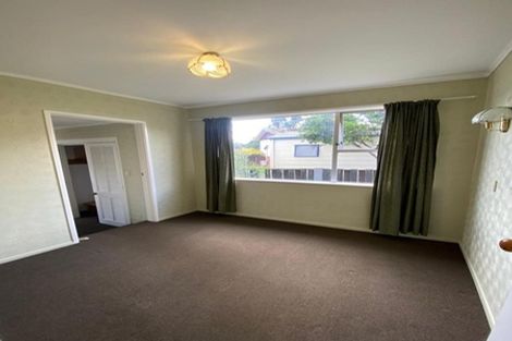 Photo of property in 52 Hobart Crescent, Wattle Downs, Auckland, 2103