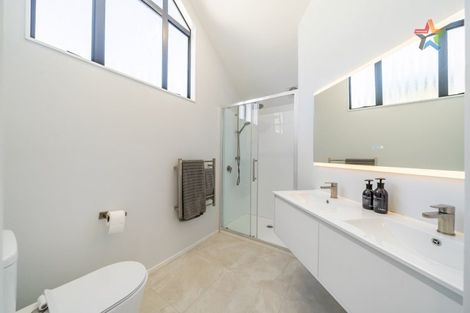 Photo of property in 20 Mccarthy Grove, Clouston Park, Upper Hutt, 5018